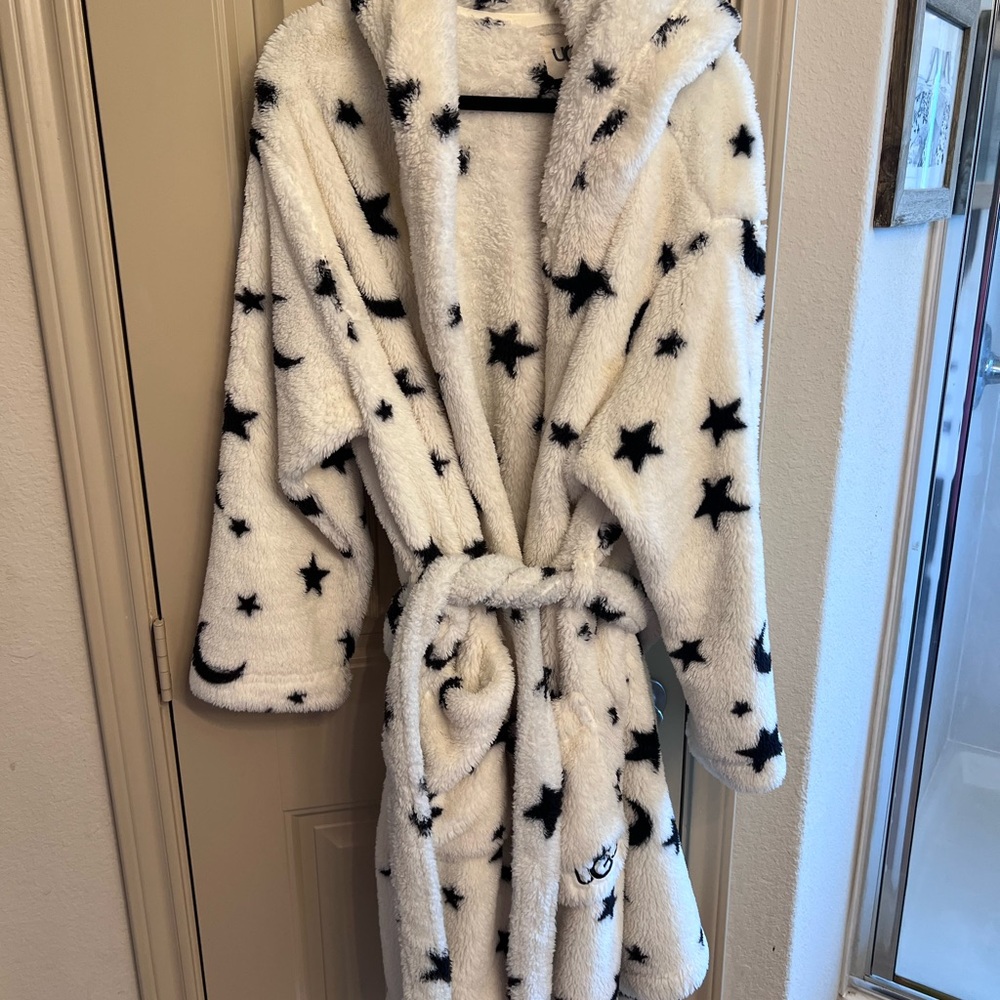 UGG White and Black Fuzzy Robe
